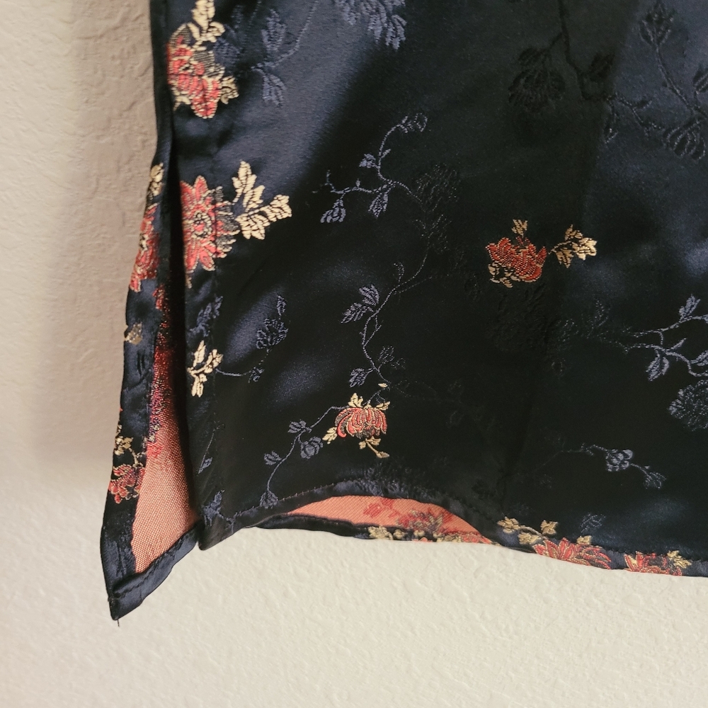 Deluxe Vintage Black Silk Asian Floral Blouse/ Top size S - Picture 5 of 5